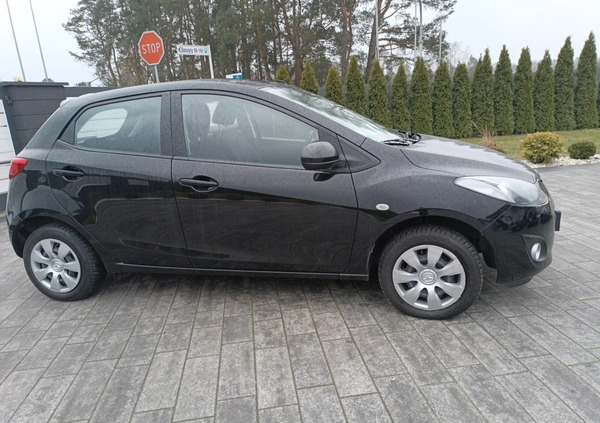 Mazda 2 cena 23900 przebieg: 134000, rok produkcji 2013 z Białobrzegi małe 254